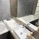 Апартаменты Unique Collection At Coresi Mall