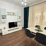 Apartment Unique Collection At Coresi Mall *