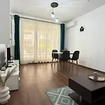 Unique Collection At Coresi Mall Apartment