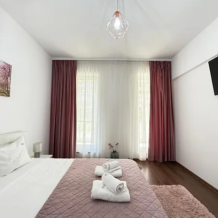 Unique Collection At Coresi Mall Apartment