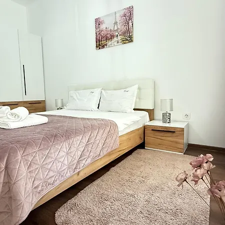 Unique Collection At Coresi Mall * Brasov