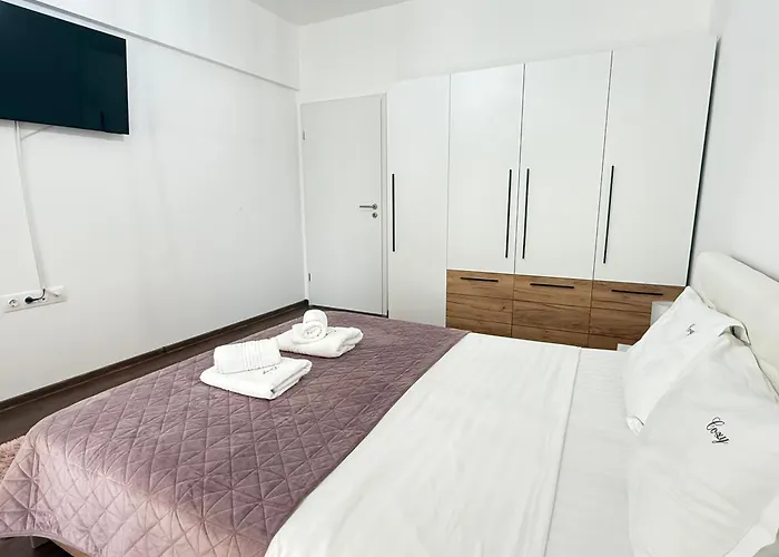 Unique Collection At Coresi Mall *