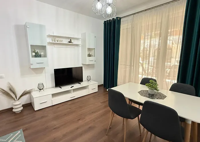 Lägenhet Unique Collection At Coresi Mall *