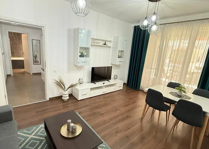 Unique Collection At Coresi Mall *