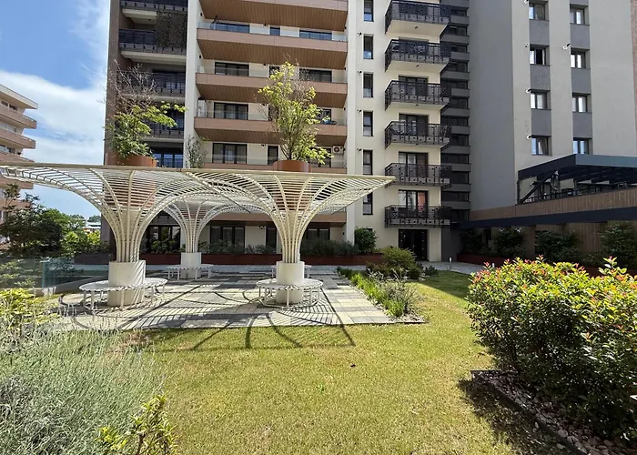 Unique Collection At Coresi Mall * Brasov