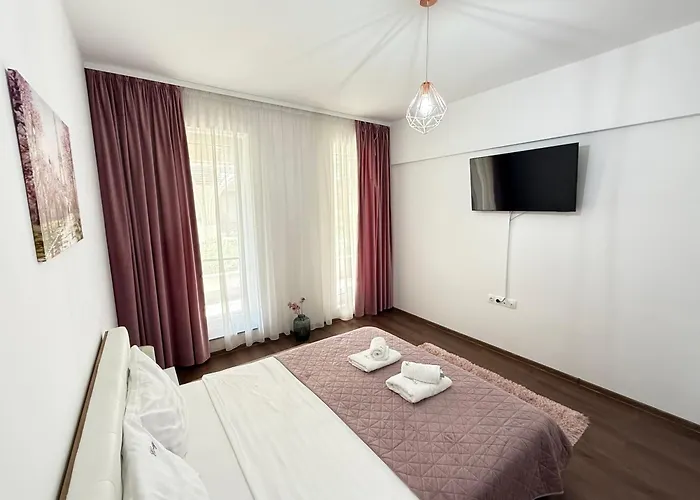 Unique Collection At Coresi Mall