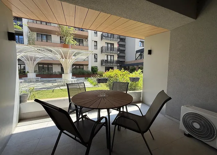 Unique Collection At Coresi Mall *