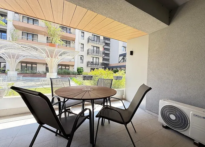 Unique Collection At Coresi Mall